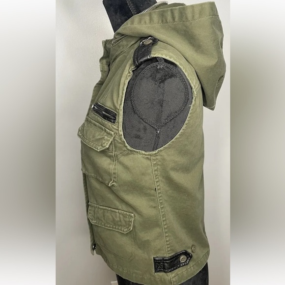 BDG Urban Outfitter’s Sleeveless Zip-Up Jacket: Size Small - Picture 4 of 6